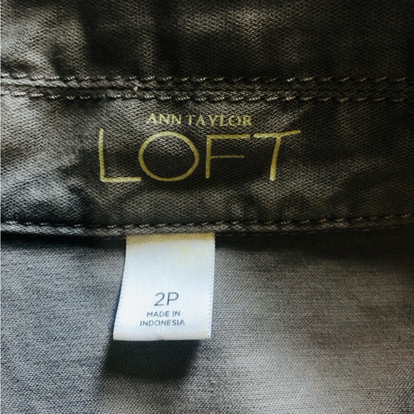 Gray Jacket - Ann Taylor Loft - Picture 3 of 3